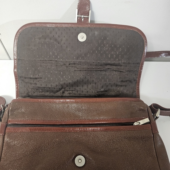 Paolo Piccolo Brown Genuine Leather Satchel Bag! - Picture 6 of 11